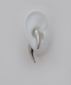 Avant-Garde Minimalist Water Drop Silver Needle Earrings - Trendy European and American Fashion Statement Jewelry