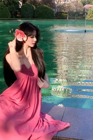 Backless Halter Maxi Dress with Chest Pads - Summer Spaghetti Strap Fairy-Inspired Vacation Style
