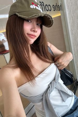 Backless Striped Slimming Top with Tie Design - Summer Retro Fashion for Women