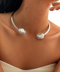 Baroque Pearl Necklace Set for Women - Minimalist Commuting Jewelry, European and American Style, Chic Temperament Accessory