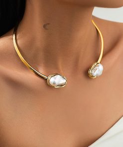Baroque Pearl Necklace Set for Women - Minimalist Commuting Jewelry, European and American Style, Chic Temperament Accessory