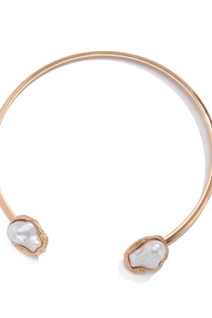 Baroque Pearl Necklace Set for Women - Minimalist Commuting Jewelry, European and American Style, Chic Temperament Accessory