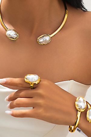 Baroque Pearl Necklace Set for Women - Minimalist Commuting Jewelry, European and American Style, Chic Temperament Accessory