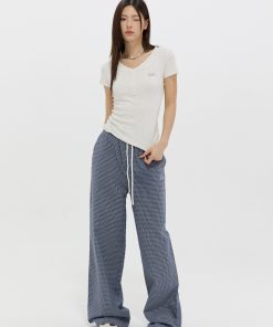 Basic Buttoned Slim Fit Short Sleeve T-Shirt for Women, Shoulder V-Neck, Summer Slimming Style, Versatile Casual Top