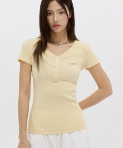 Basic Buttoned Slim Fit Short Sleeve T-Shirt for Women, Shoulder V-Neck, Summer Slimming Style, Versatile Casual Top