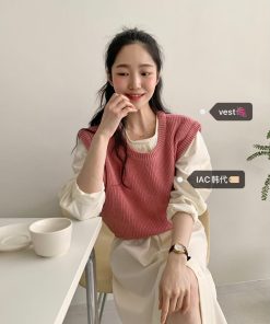 Basic U-Neck Knitted Vest - Simple Design Knit Top for Casual Style, Perfect for Layering, Korean Fashion Essential