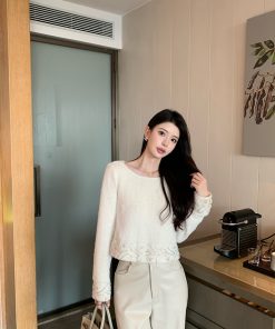 Beige Knitted Off-Shoulder Shirt for Women, Elegant Fitted Top, Spring 2025 Fashion, Casual Chic Style