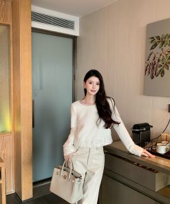 Beige Knitted Off-Shoulder Shirt for Women, Elegant Fitted Top, Spring 2025 Fashion, Casual Chic Style