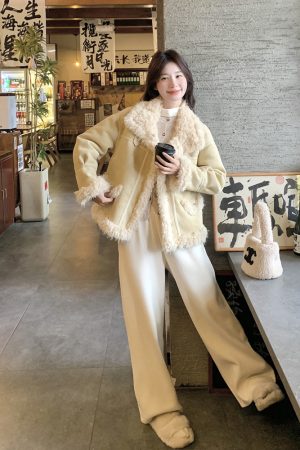 Beige Lamb Wool Short Coat for Women - Stylish 2025 Winter Jacket with Leather and Fur, Perfect for Petite Sizes