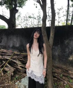 Beige Slim-Fit Lace Splicing Camisole for Women - Korean Style Pumpkin-Inspired Top