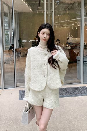 Beige Straight-Leg Casual Pants for Women, High-End Quality, Versatile Design, Chic Everyday Wear, Trendy Y2K Style