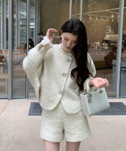 Beige Straight-Leg Casual Pants for Women, High-End Quality, Versatile Design, Chic Everyday Wear, Trendy Y2K Style