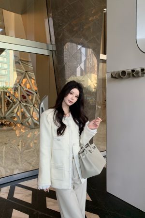 Beige Wool Short Chanel-Style Jacket for Women, High-End Loose Versatile Outerwear, Fashionable Layering Piece