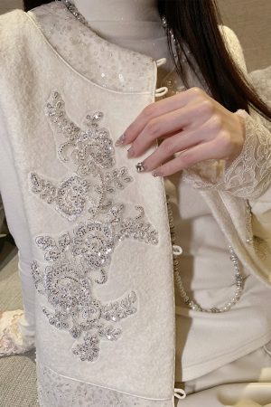 Beige Wool Vest for Women, Sleeveless Chinese Style Jacket Top, National Wind Design, Spring Fashion Essential