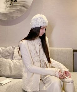 Beige Wool Vest for Women, Sleeveless Chinese Style Jacket Top, National Wind Design, Spring Fashion Essential