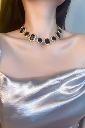 Black and Gold Two-Tone Crystal Inlaid Necklace, Collarbone Chain, European American Style, Gold-Plated Tassel, Statement Jewelry 2025