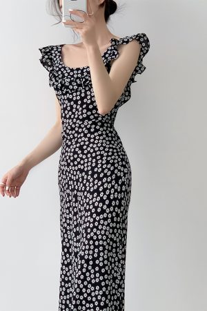 Black and White Daisy Floral Waist-Defined Sleeveless Dress for Women - Slimming Spring Summer Vacation Slip Dress