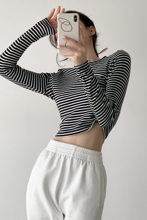 Black and White Striped Fitted Long Sleeve T-Shirt for Women, Knitted Autumn Winter Top, Casual Ins Style