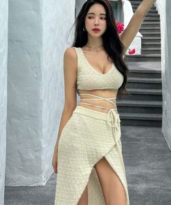 Black Body-Shaping Split Long Skirt Bikini Three-Piece Set for Women - Sexy Small Bust Gathering Swimsuit for Hot Spring and Beach