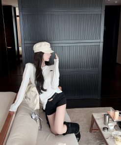 Black Bodycon High-Waisted Shorts for Women, Slimming Hot Pants with Belt, Early Autumn Style, Chic Fashion