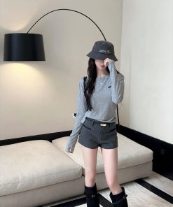 Black Bodycon High-Waisted Shorts for Women, Slimming Hot Pants with Belt, Early Autumn Style, Chic Fashion