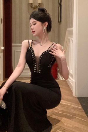 Black Evening Gown Long Dress Women's French Hepburn Style with Rhinestones Low-Cut Deep V-Neck Spaghetti Straps for Banquet Events