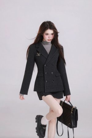 Black Fitted Waist Wool Suit Jacket and Skirt Set for Women, High-End Winter Fashion, Classic Tailored Look