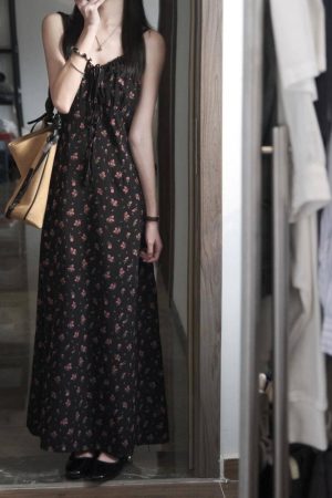 Black Floral Halter Neck Dress for Women - French Style, Waist-Cinching, Elegant Long Summer Dress, Perfect for Tea Breaks and Special Occasions