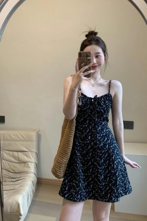 Black Floral Spaghetti Strap Dress for Women - Fitted Slimming Design, Short Skirt, French Vintage Summer Style
