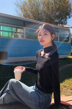 Black Hollow Knit Sweater for Women - Slim Fit Long Sleeve Top, Trendy Niche Design, Perfect for 90s and Y2K Style.