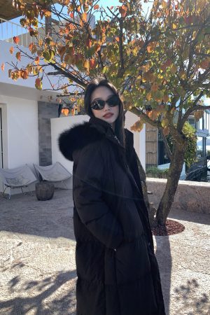 Black Hooded Long Down Jacket with Fox Fur Collar for Women - Warm Winter Coat in Elegant Style