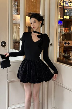 Black Knitted Bow Bud Dress - Winter Outfit with Aristocratic Elegance and High-End Feel, Perfect for 90s-Inspired Style