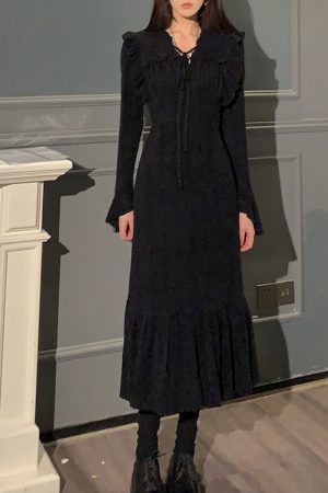 Black Lace-Trimmed Long Sleeve Dress for Women, Waist-Cinching Tie-Up Knitted Skirt, Elegant Spring 2025 Fashion