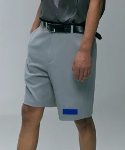 Black Logo Leather Belt with Roaring Beast Design - Trendy Fashion Accessory for Stylish Outfits