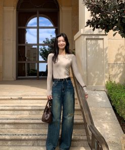 Black Long Sleeve Knitted Top for Women - Round Neck, Slim Fit, Versatile Basic Layering Piece, Perfect for 90s and Y2K Style