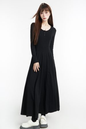 Black Long Sleeve U-Neck Knitted Dress for Women, Draped Long Skirt, 2025 Spring Fashion, Elegant Style