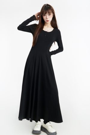 Black Long Sleeve U-Neck Knitted Dress for Women, Draped Long Skirt, 2025 Spring Fashion, Elegant Style