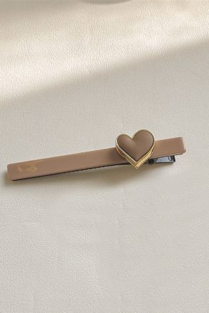 Black Minimalist Heart-Shaped Side Clip Hairpin - French Style High-End Hair Accessory for Girls - 2025 Trend