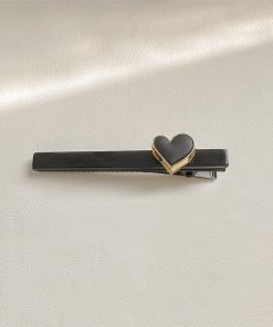 Black Minimalist Heart-Shaped Side Clip Hairpin - French Style High-End Hair Accessory for Girls - 2025 Trend