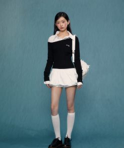 Black Off-Shoulder Knitted Sweater for Women - Stylish Long Sleeve Top for Spring & Autumn 2025, Y2K Fashion