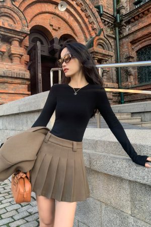 Black Pleated A-Line Skirt for Women - High-Waisted, Versatile Casual College Style for Autumn and Winter