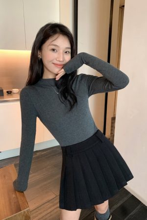 Black Pleated A-Line Skirt for Women - High-Waisted, Versatile Casual College Style for Autumn and Winter