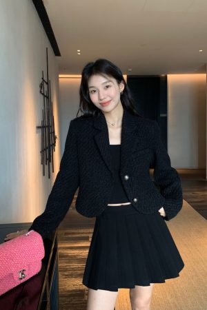 Black Pleated A-Line Skirt for Women - High-Waisted, Versatile Casual College Style for Autumn and Winter