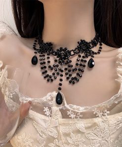 Black Rose Tassel Choker Necklace - Light Luxury Retro Court Style Dark Gothic Clavicle Chain Accessory