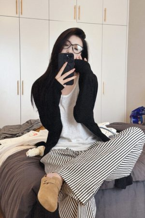 Black Sheer Long Sleeve Cardigan for Women, Lightweight Summer Outerwear, Loose Fit Breathable Air Conditioning Jacket