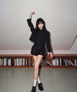 Black Short Blazer for Women - Stylish Lightweight Jacket, Perfect for Office and Casual Looks