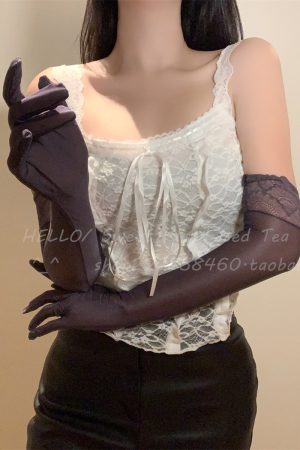 Black Silk Gloves and Ultra-Thin Lace Sleeve Set, Sensual Shiny Finger-Segmented Stockings for Brides, Elegant Wedding Accessories