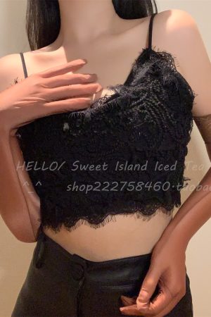 Black Silk Gloves and Ultra-Thin Lace Sleeve Set, Sensual Shiny Finger-Segmented Stockings for Brides, Elegant Wedding Accessories