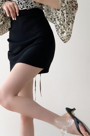 Black Slim Fit High Waist Pencil Skirt for Women - Summer Professional Solid Color Short Skirt for Commuting and Office Wear