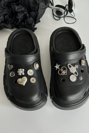 Black Thick-Soled Hole Shoes for Women - Summer 2025 DIY Height-Increasing Non-Slip Slippers - Trendy Outdoor Footwear